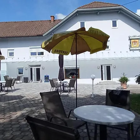 Golf-pension Plautz 3* Grabelsdorf