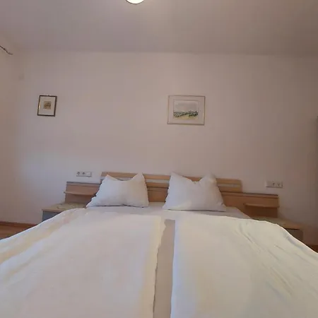 Golf-pension Plautz Πανσιόν 3*