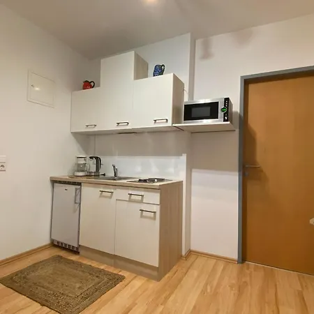 Πανσιόν Golf-pension Plautz Grabelsdorf