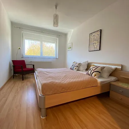 Πανσιόν Golf-pension Plautz Grabelsdorf
